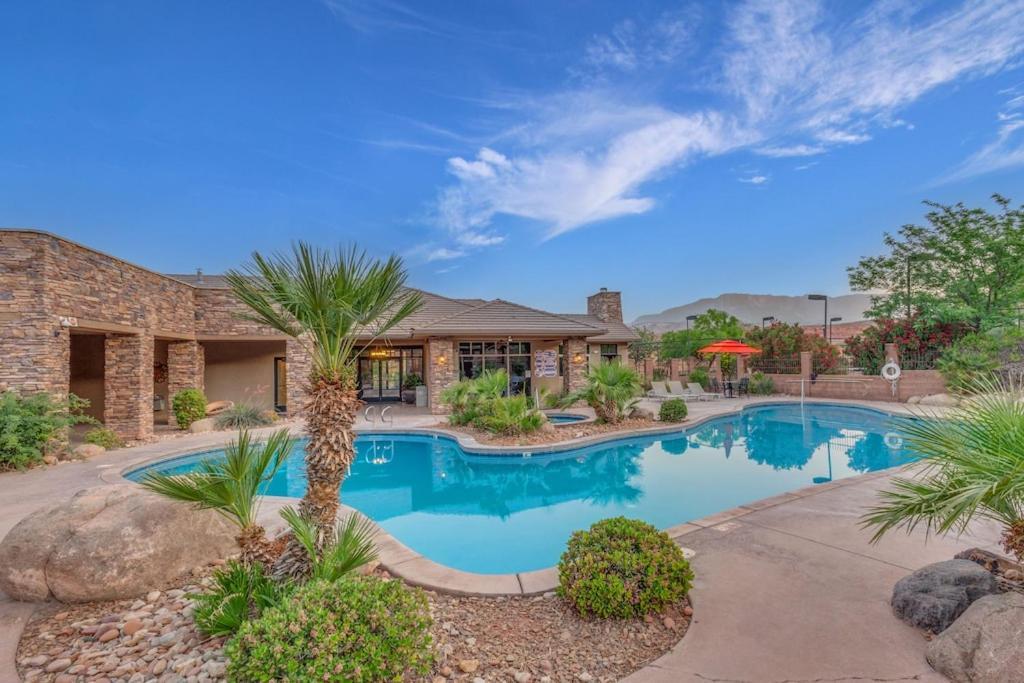 וושינגטון Coral Springs Resort H2 Brand New Home, Community Pool, Outdoor Fireplace, And Near Sand Hollow מראה חיצוני תמונה