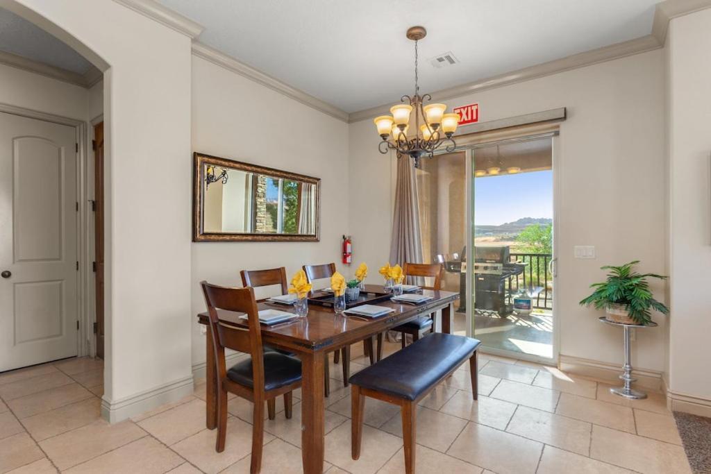 וושינגטון Coral Springs Resort H2 Brand New Home, Community Pool, Outdoor Fireplace, And Near Sand Hollow מראה חיצוני תמונה